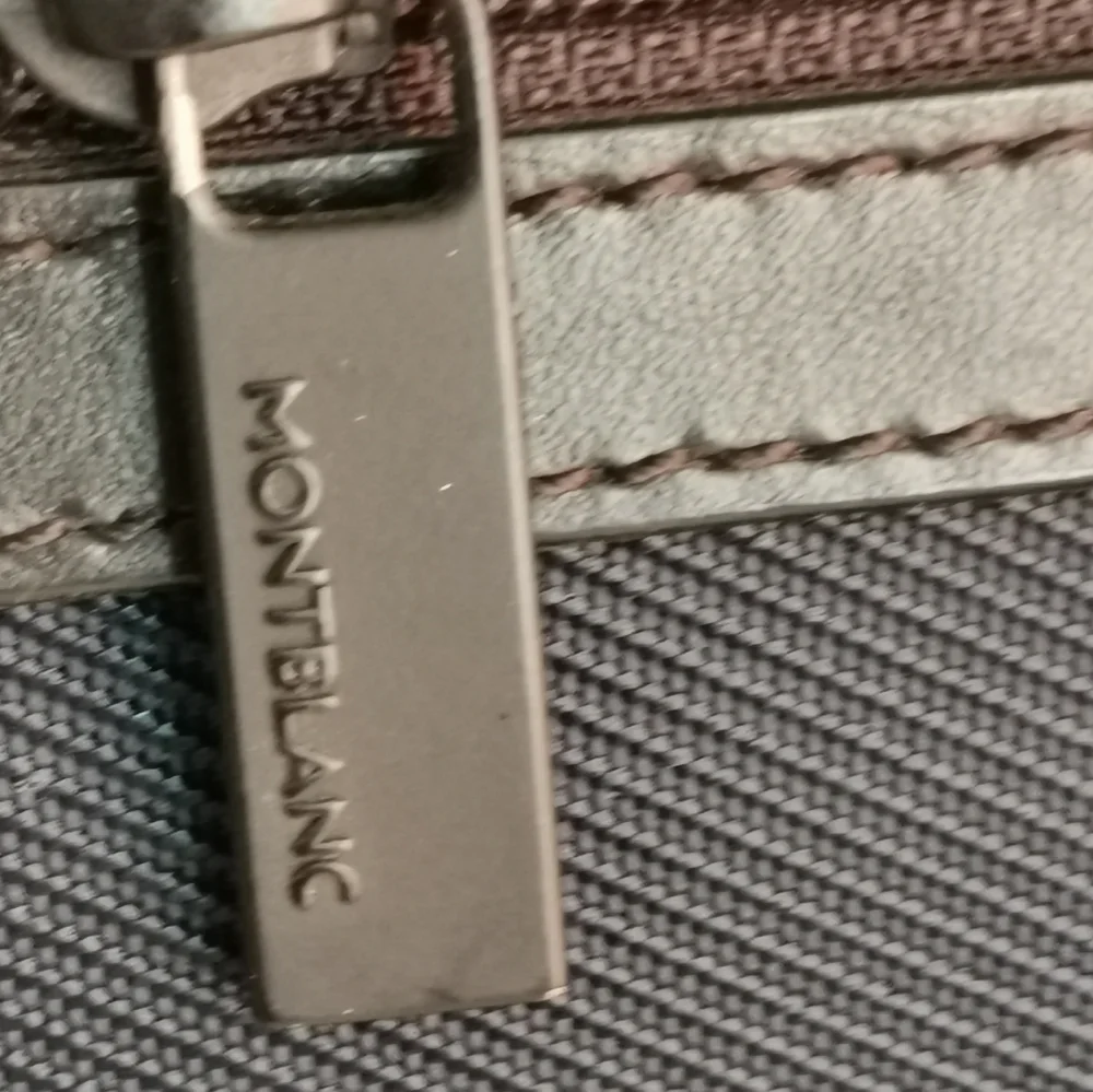 MONTBLANC MESSENGER BAG